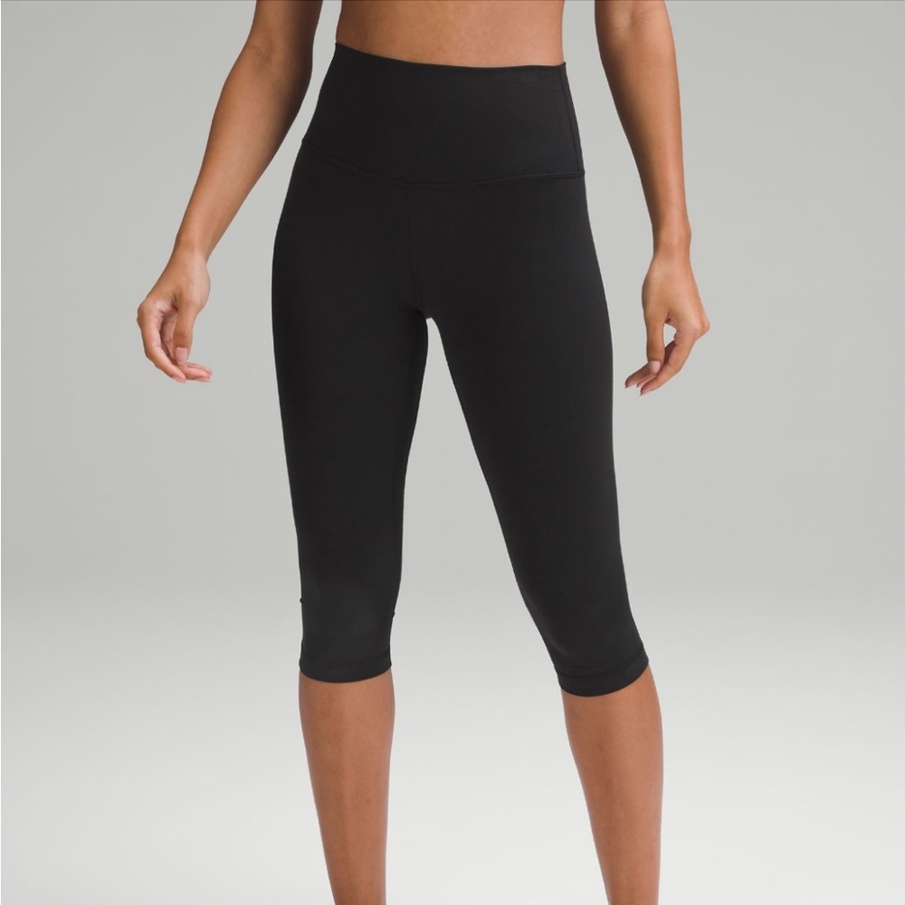 LULULEMON ALIGN SIZE 2 V waist high rise pant 17”